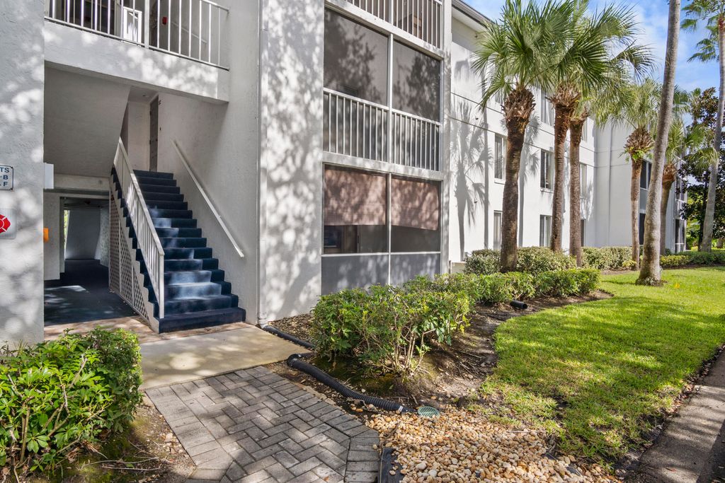 Photo of 2512 SE Anchorage Cove #B-1, Port Saint Lucie, FL 34952 (MLS # R11126260)