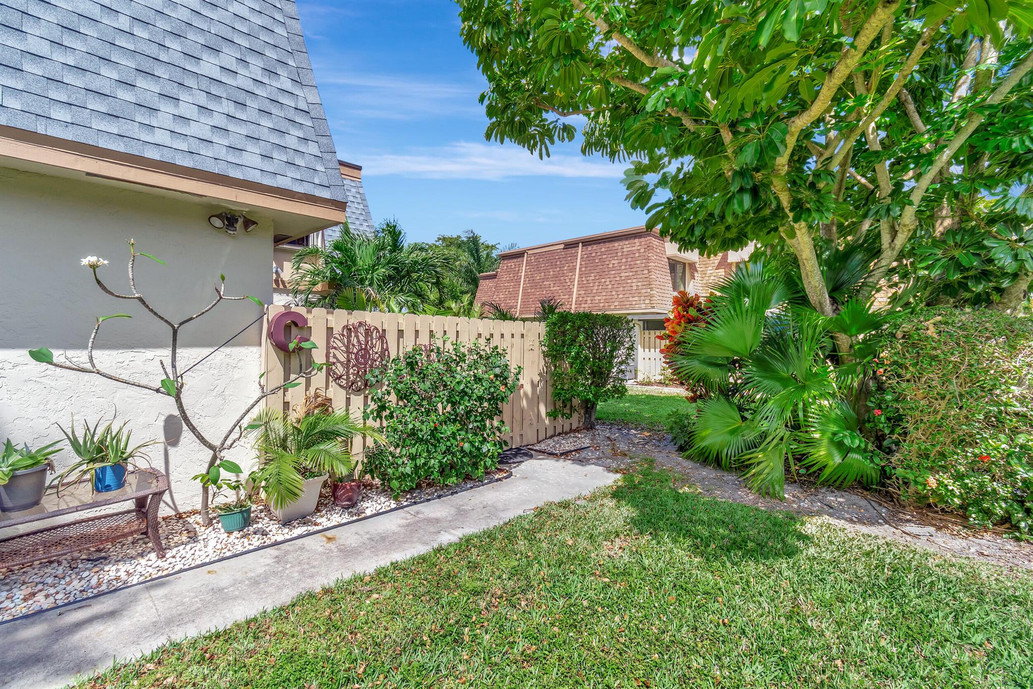 RAINBERRY BAY SEC 1-A - Residential