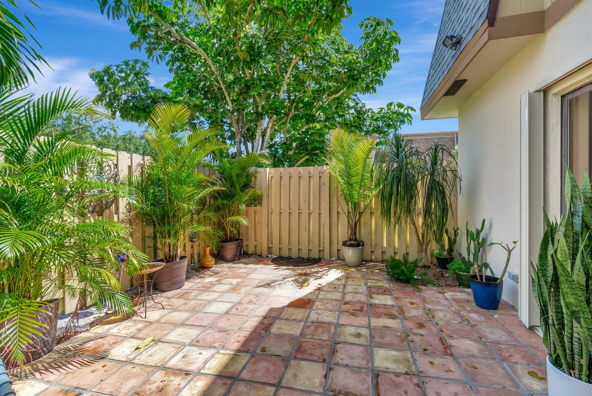 RAINBERRY BAY SEC 1-A - Residential