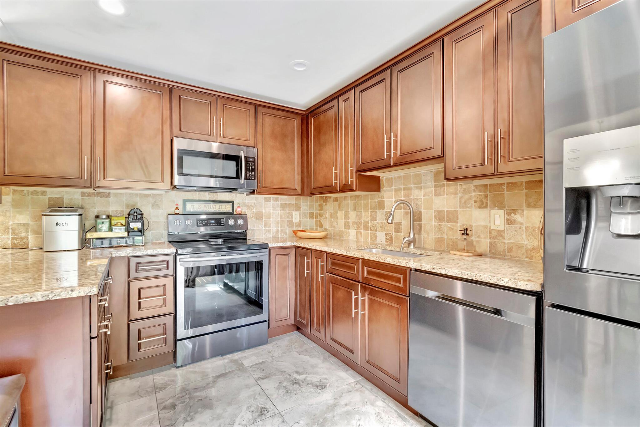 RAINBERRY BAY SEC 1-A - Residential