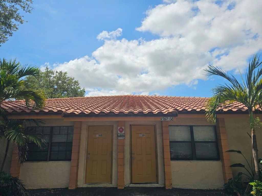 Photo of 11560 NW 37th Street, Coral Springs, FL 33065 (MLS # F10504227)