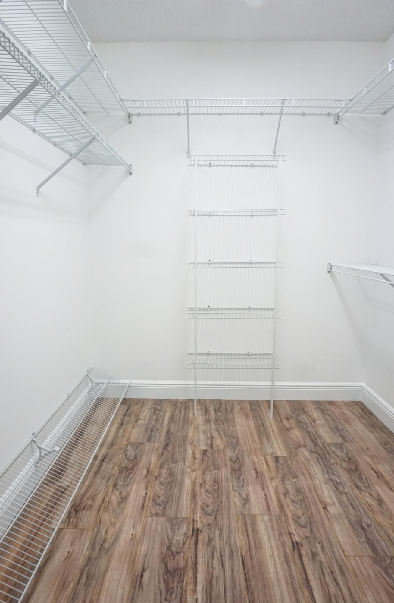 Platina/ Festivita Village - Residential