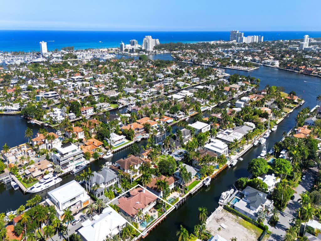 Photo of 441 Royal Plaza Drive, Fort Lauderdale, FL 33301 (MLS # B26027844)