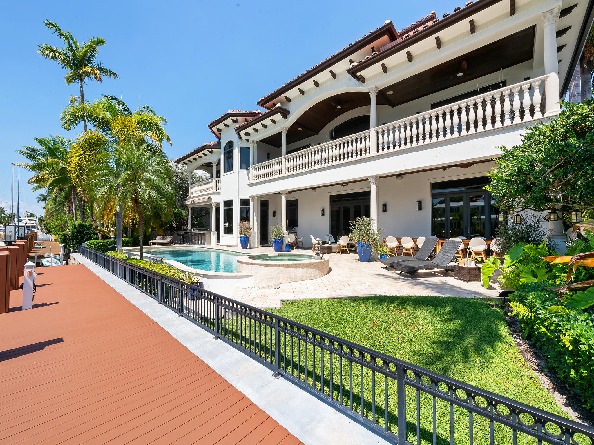 STILWELL ISLES - Residential