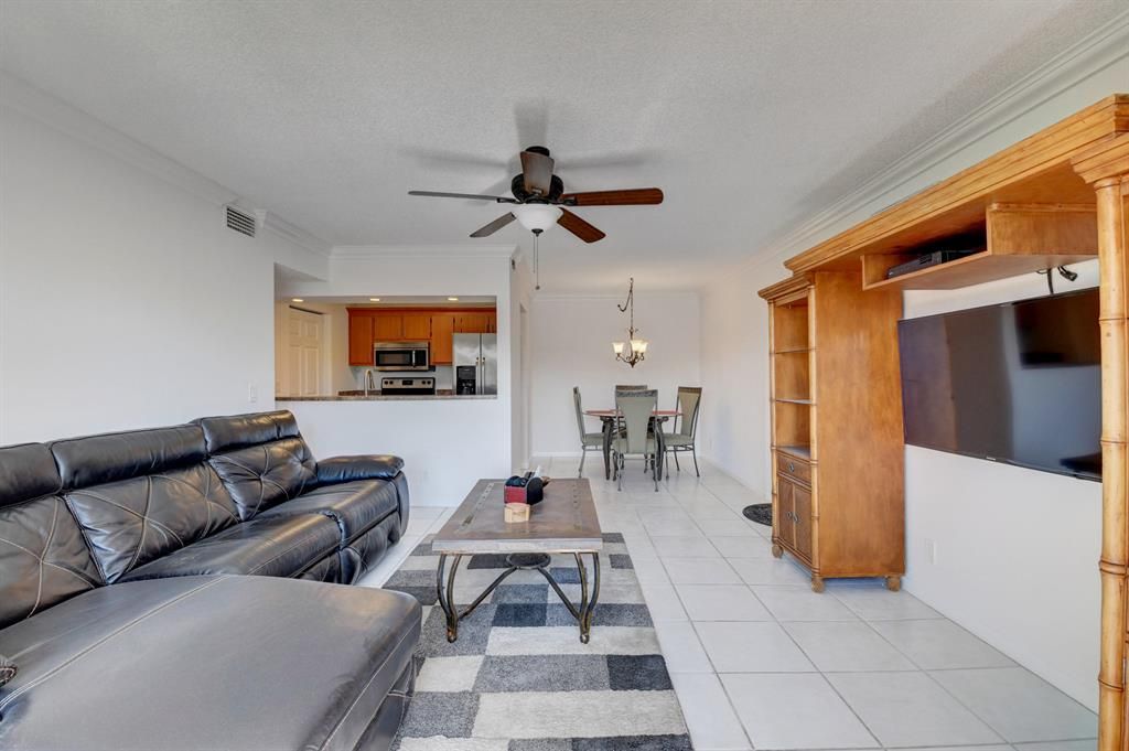 Photo of 13791 Oneida Drive #F1, Delray Beach, FL 33446 (MLS # R10689423)