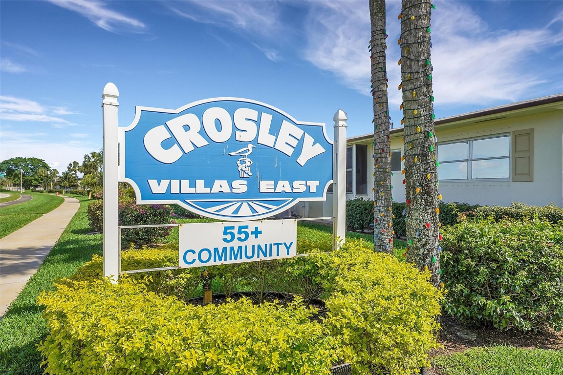 Cresthaven Villas - Residential