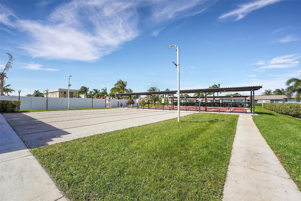 Cresthaven Villas - Residential