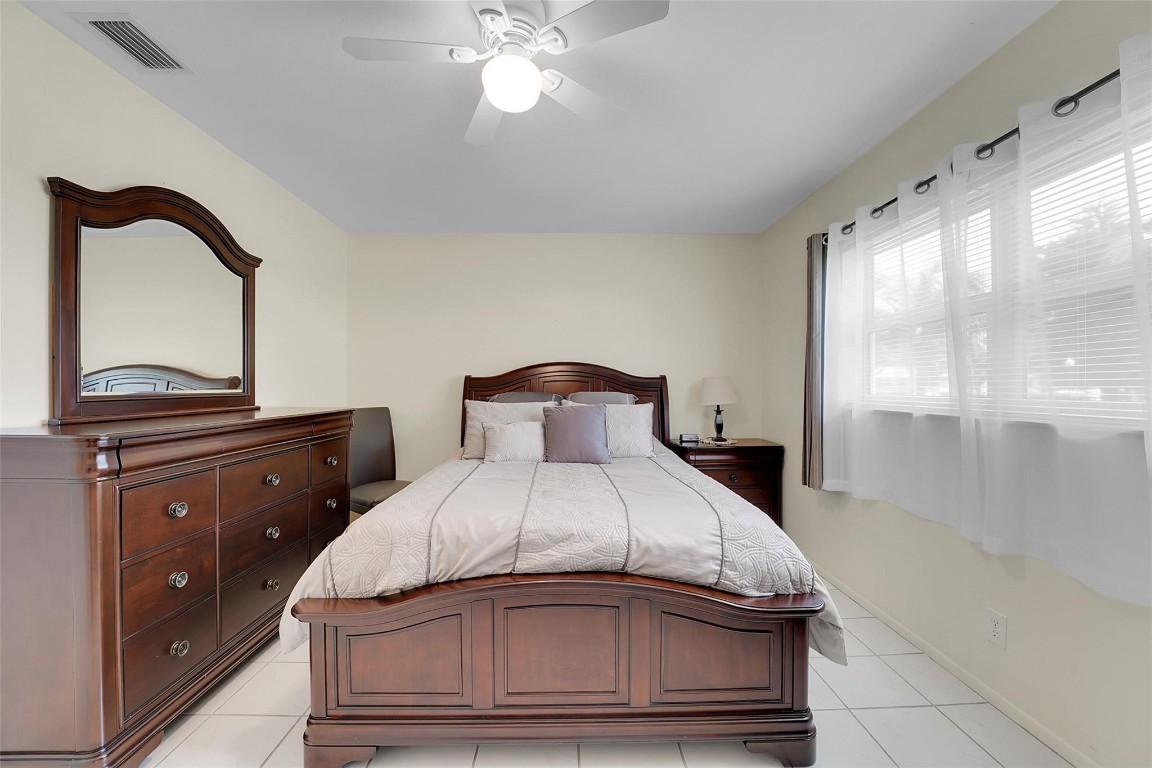 Cresthaven Villas - Residential