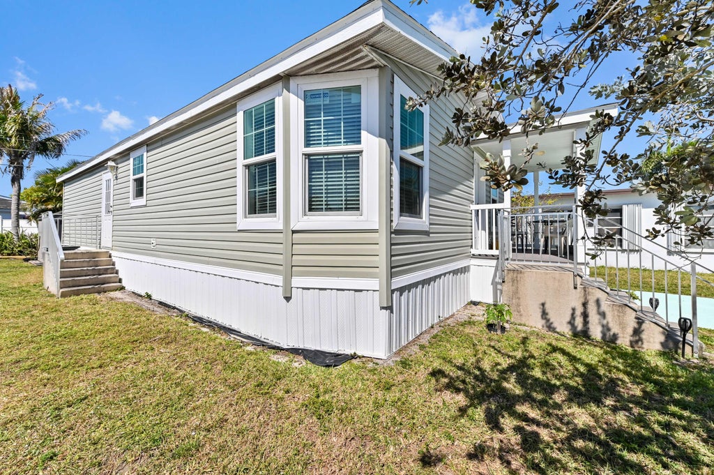 Photo of 14653 Glenview Drive, Delray Beach, FL 33445 (MLS # R11071192)