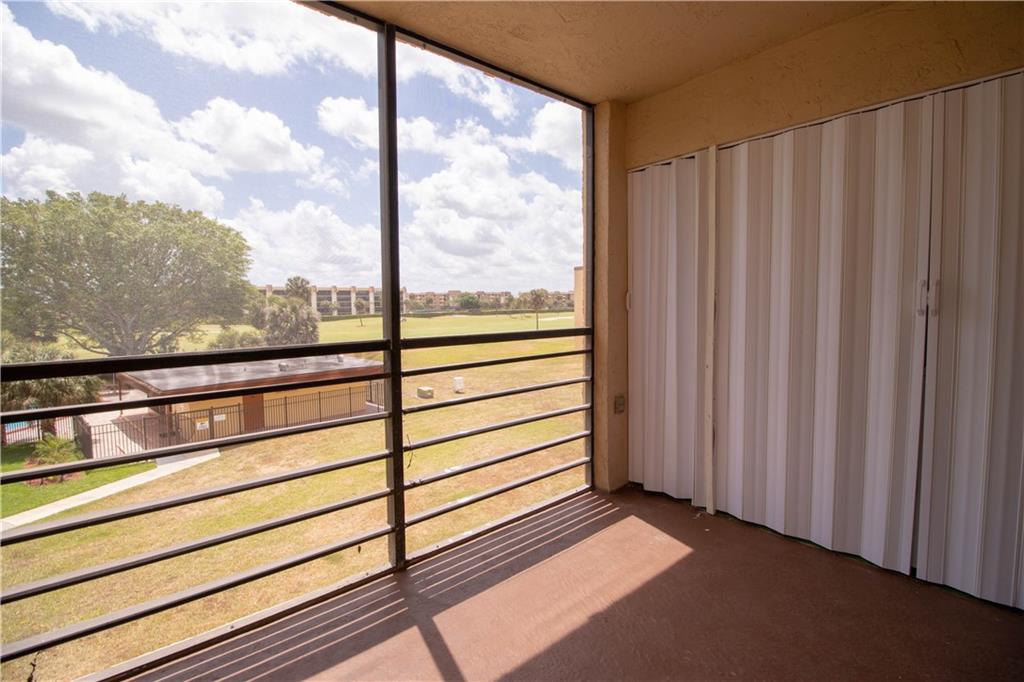 Isle Sandalfoot Condo 01- - Residential Lease