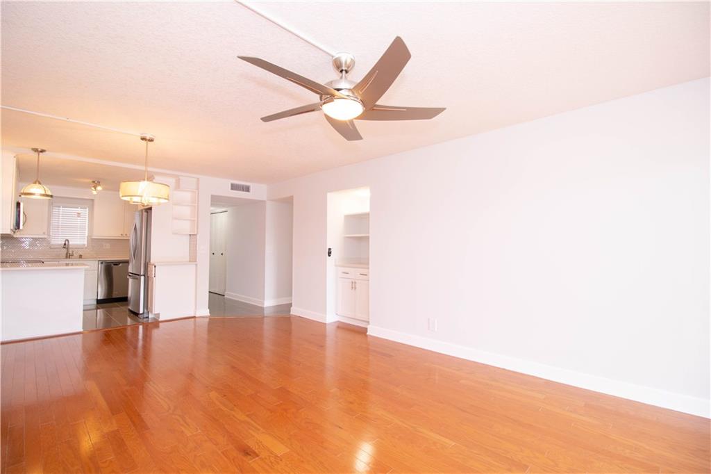 Isle Sandalfoot Condo 01- - Residential Lease