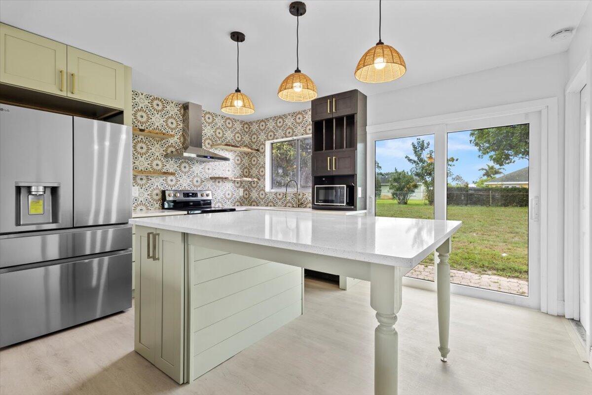 PORT ST LUCIE SECTION 42 1ST REPLAT - Residential