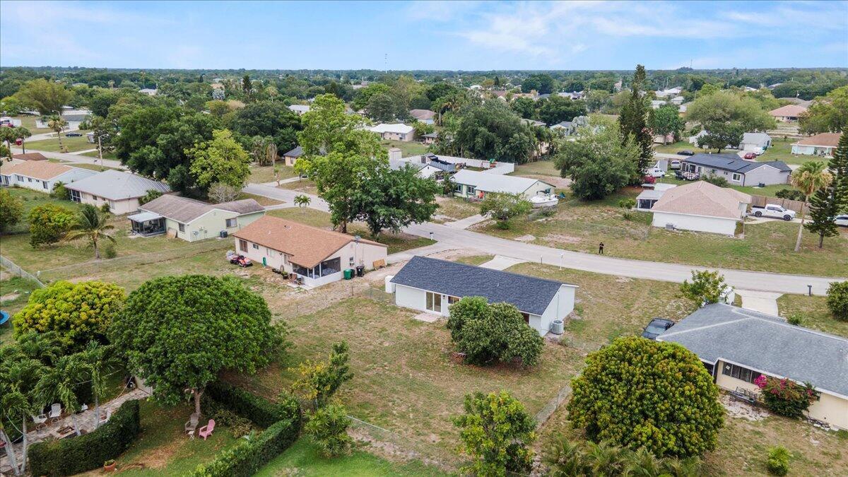 PORT ST LUCIE SECTION 42 1ST REPLAT - Residential