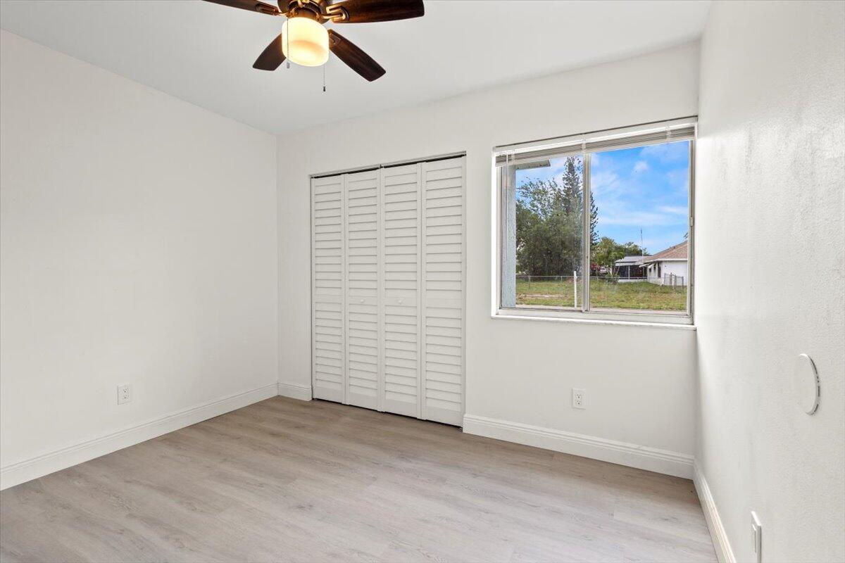 PORT ST LUCIE SECTION 42 1ST REPLAT - Residential