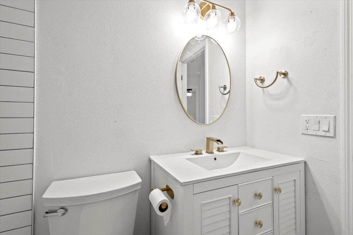 PORT ST LUCIE SECTION 42 1ST REPLAT - Residential