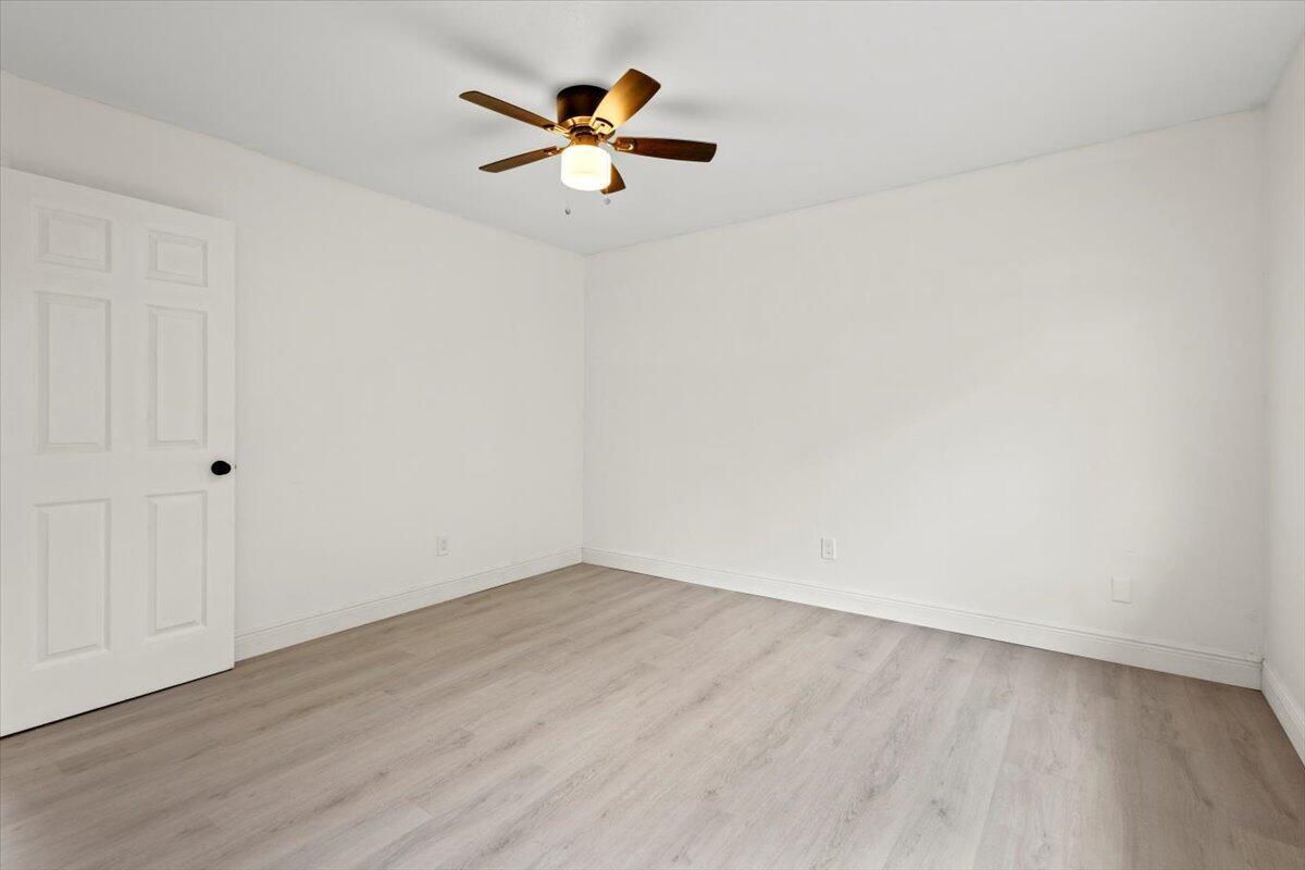 PORT ST LUCIE SECTION 42 1ST REPLAT - Residential