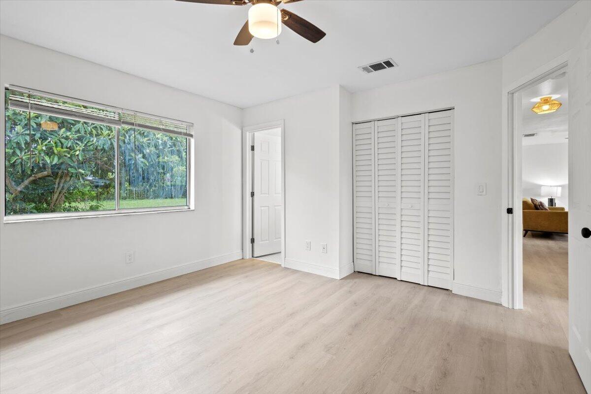 PORT ST LUCIE SECTION 42 1ST REPLAT - Residential