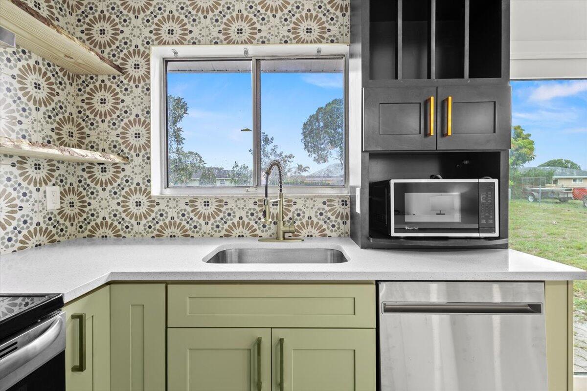 PORT ST LUCIE SECTION 42 1ST REPLAT - Residential