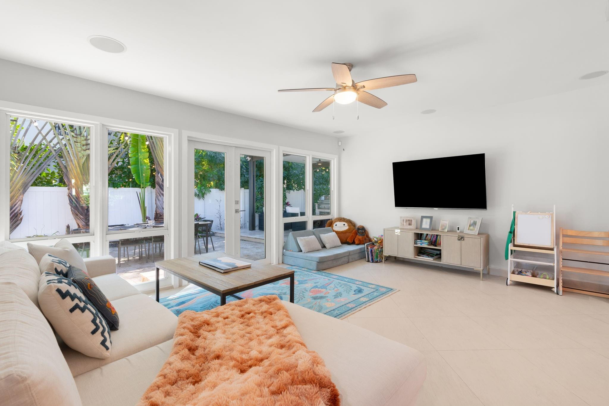 CORAL RIDGE GALT 27-4 - Residential