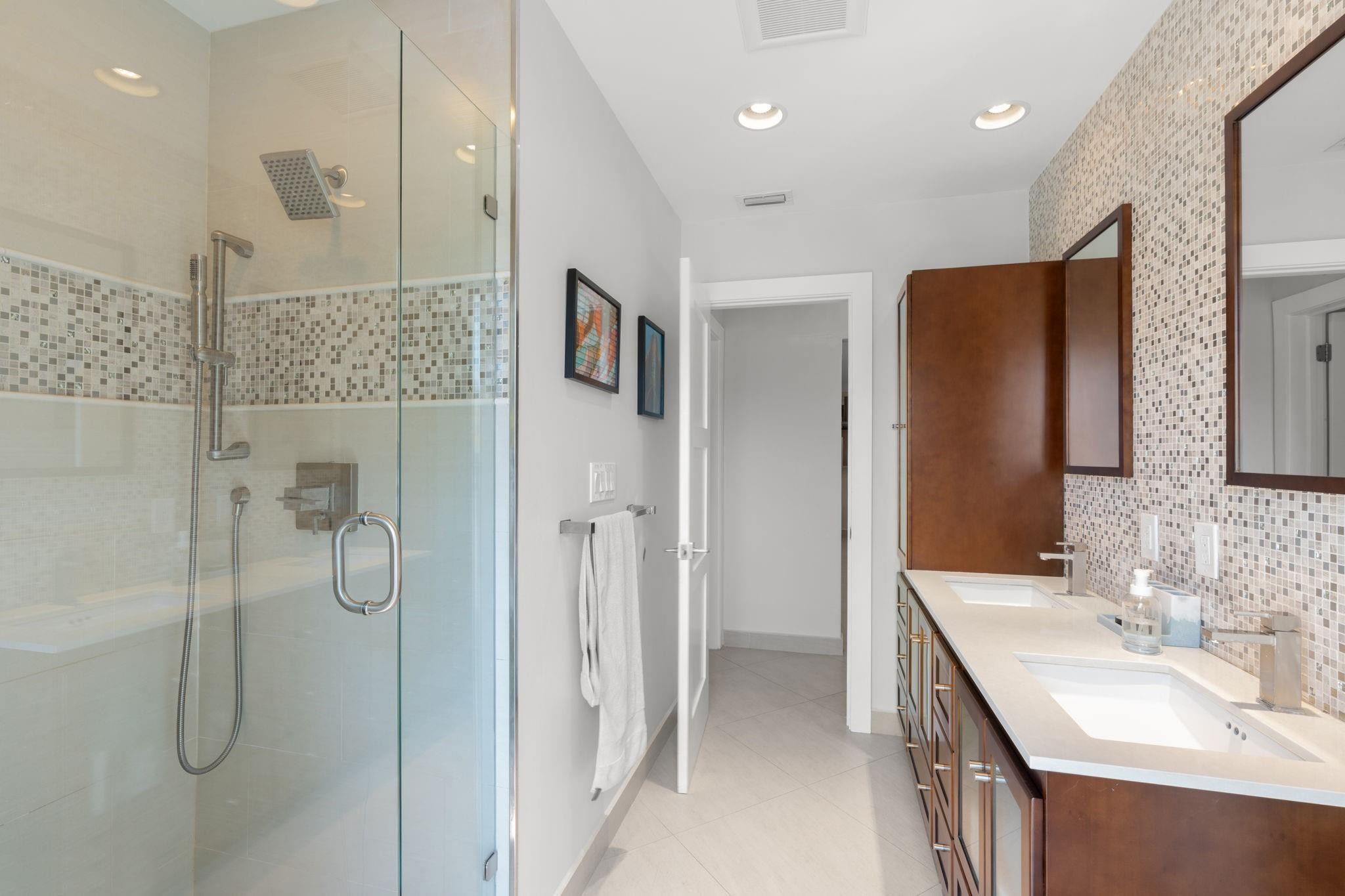 CORAL RIDGE GALT 27-4 - Residential