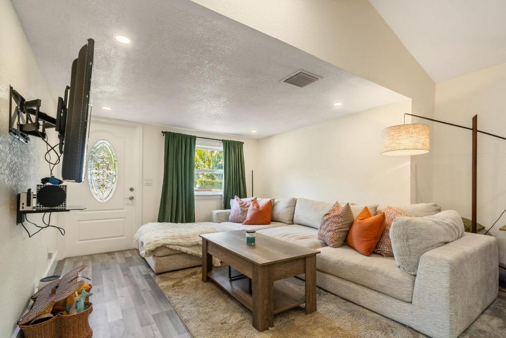 Photo of 710 S Pine Street, Lake Worth Beach, FL 33460 (MLS # R11147767)