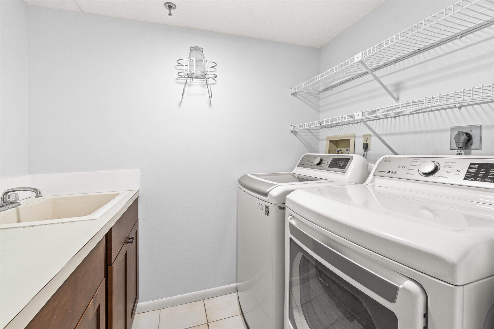 PROMENADE AT BOCA POINTE - Residential Lease