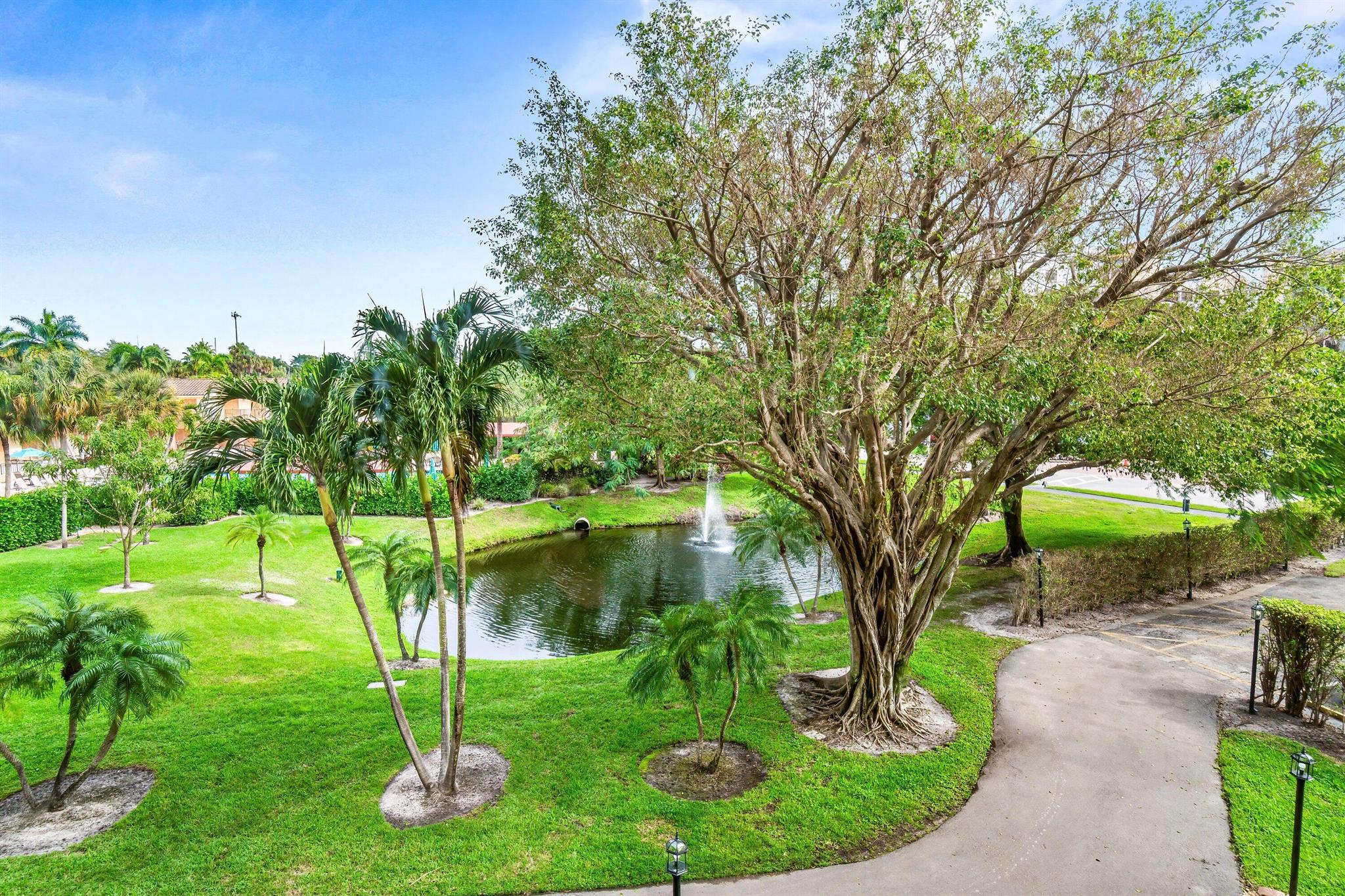 PROMENADE AT BOCA POINTE - Residential Lease