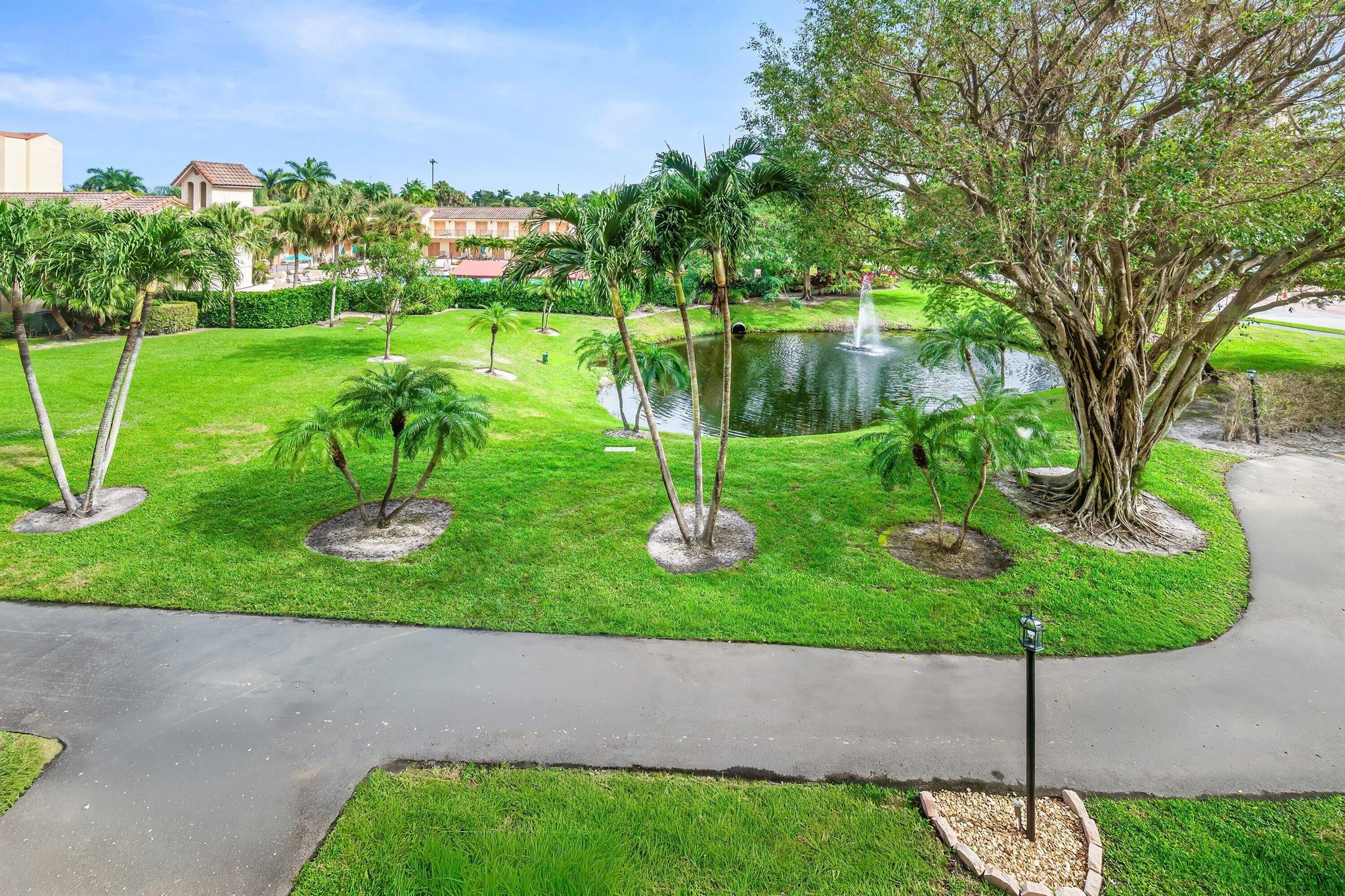 PROMENADE AT BOCA POINTE - Residential Lease
