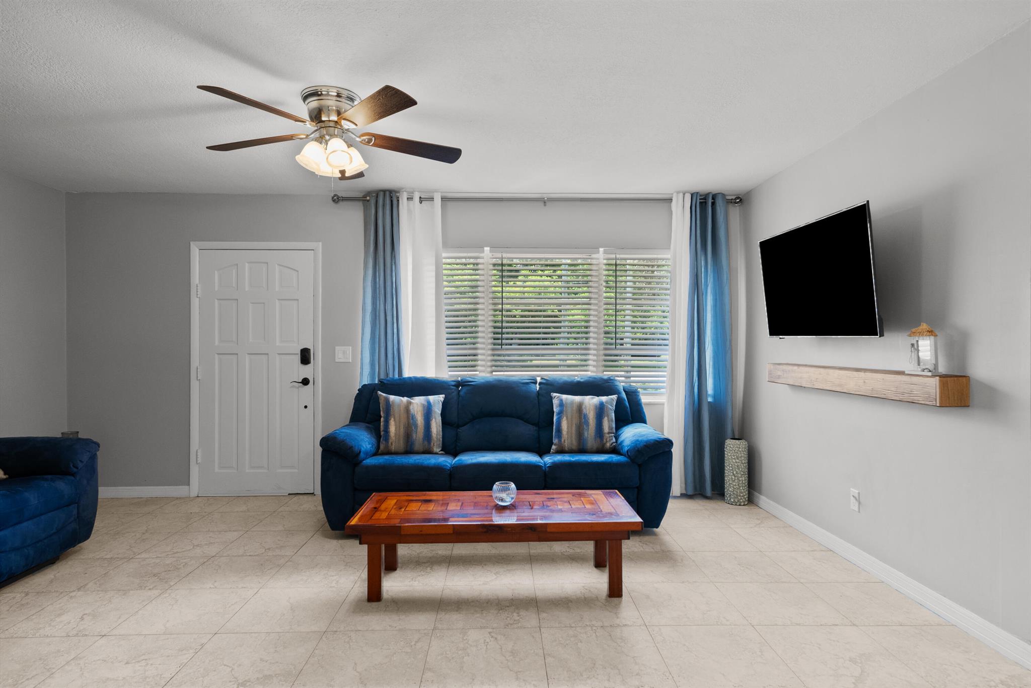 THE TROPICS REVISED - Residential Lease