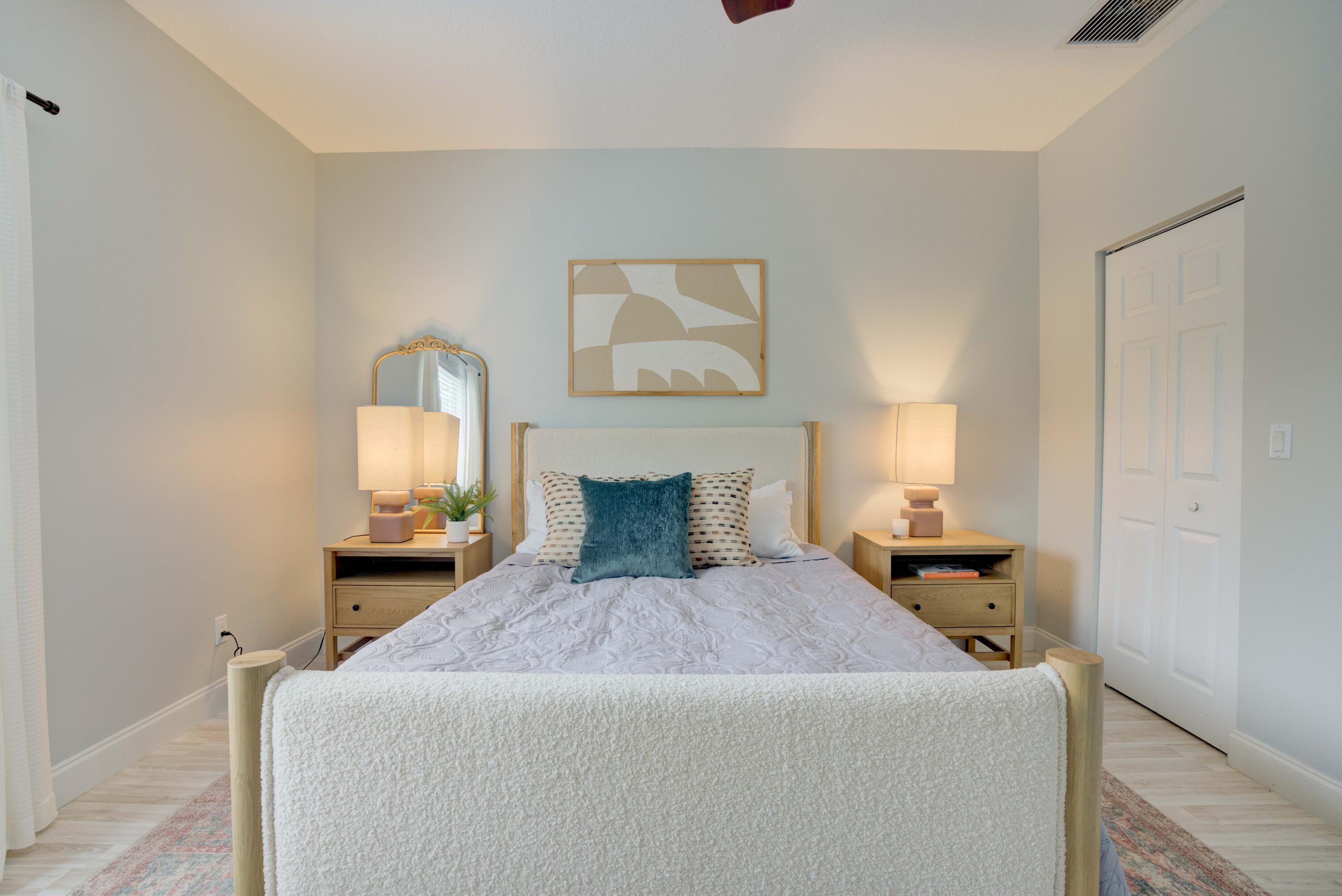 RIO VISTA OF ISLAND SHORES - Residential Lease