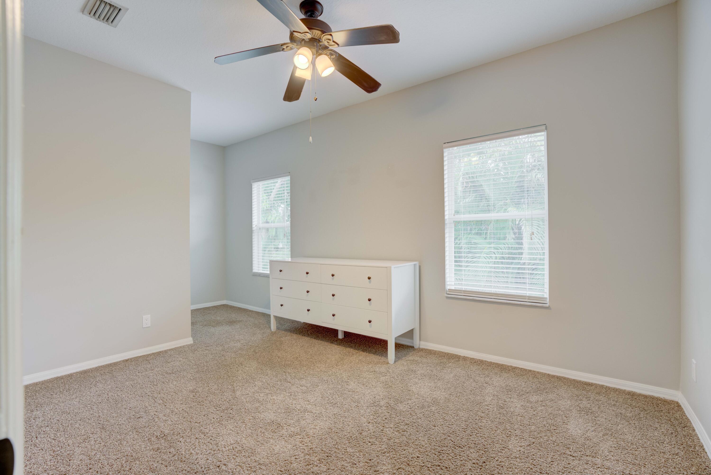 RIO VISTA OF ISLAND SHORES - Residential Lease