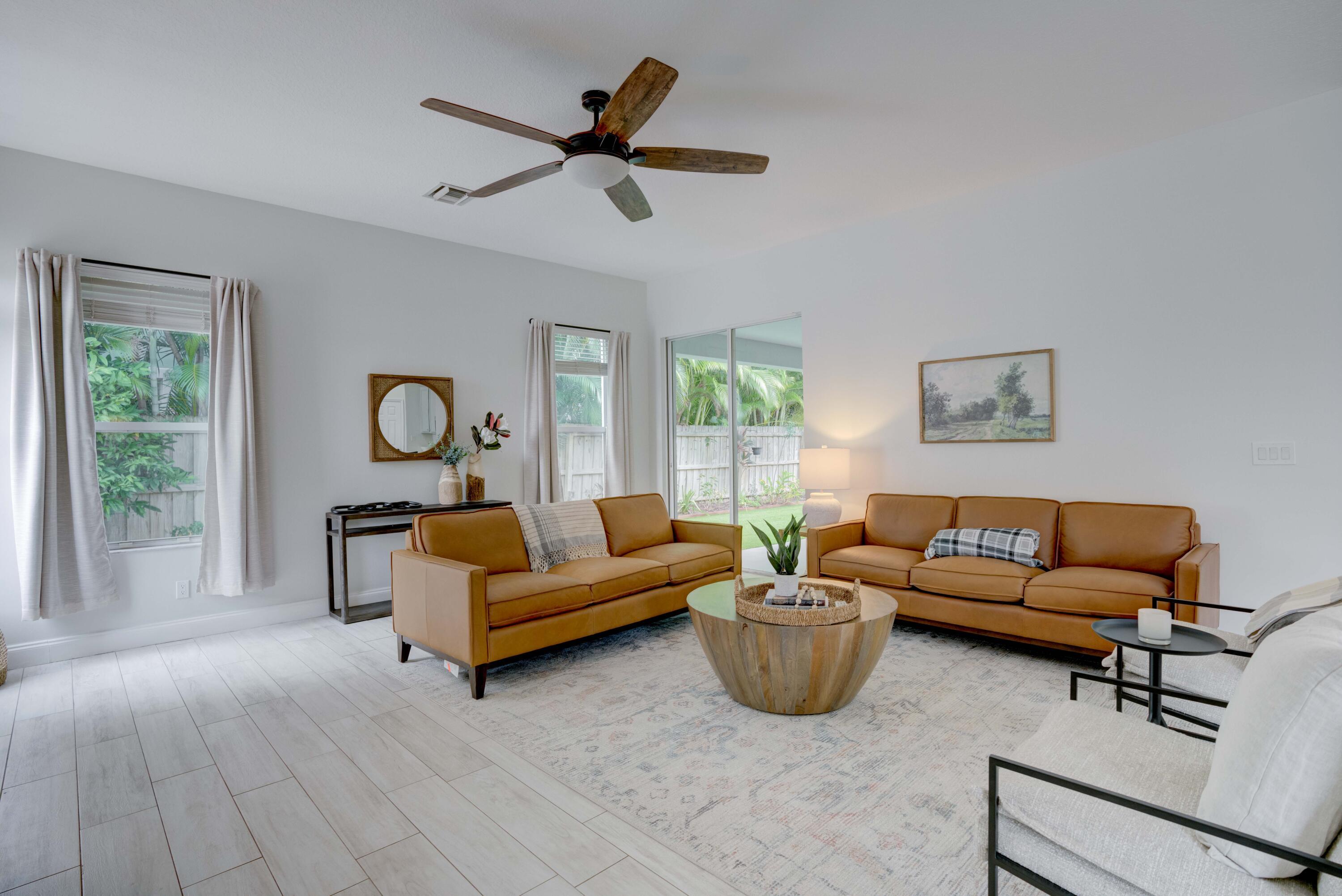 RIO VISTA OF ISLAND SHORES - Residential Lease