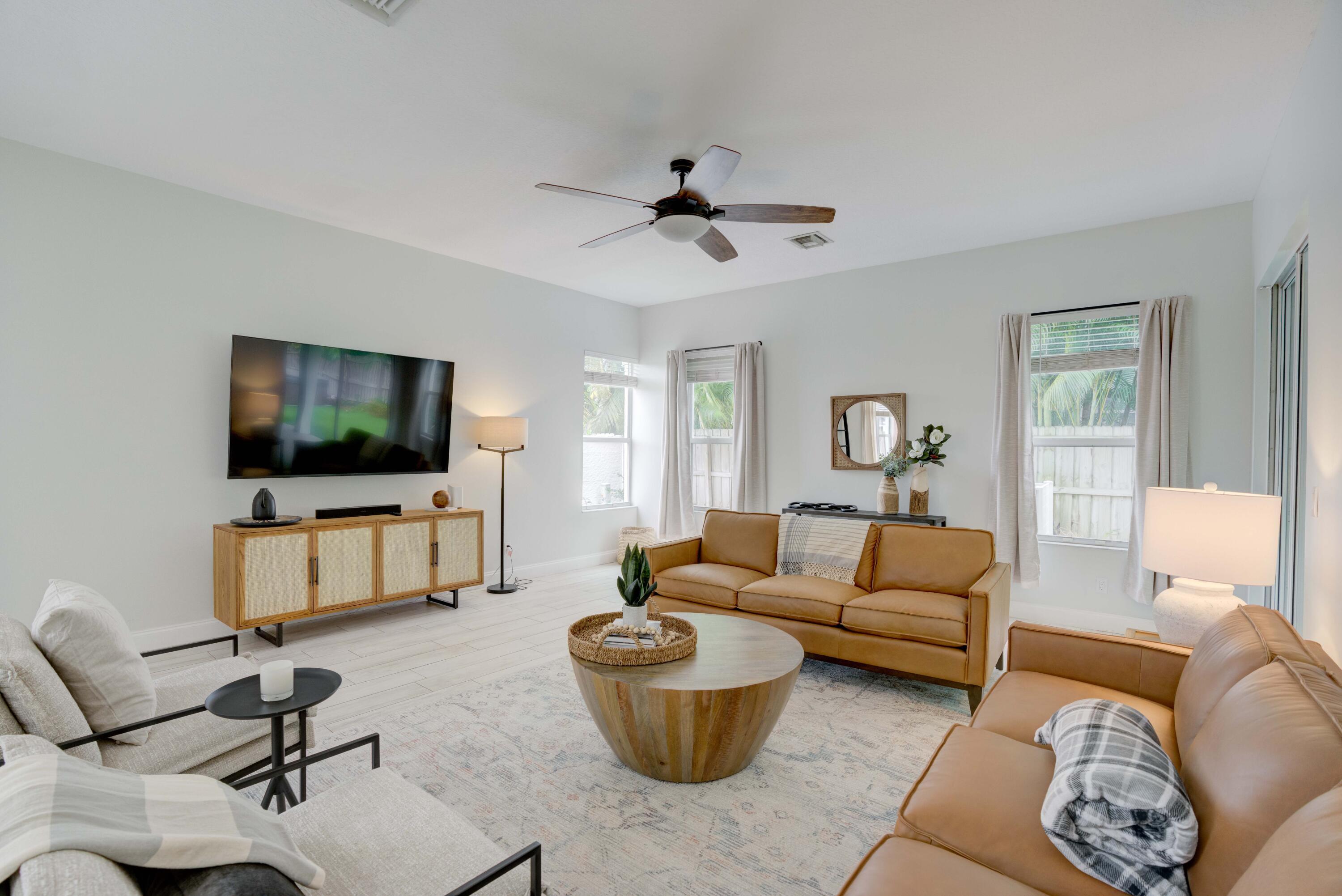 RIO VISTA OF ISLAND SHORES - Residential Lease