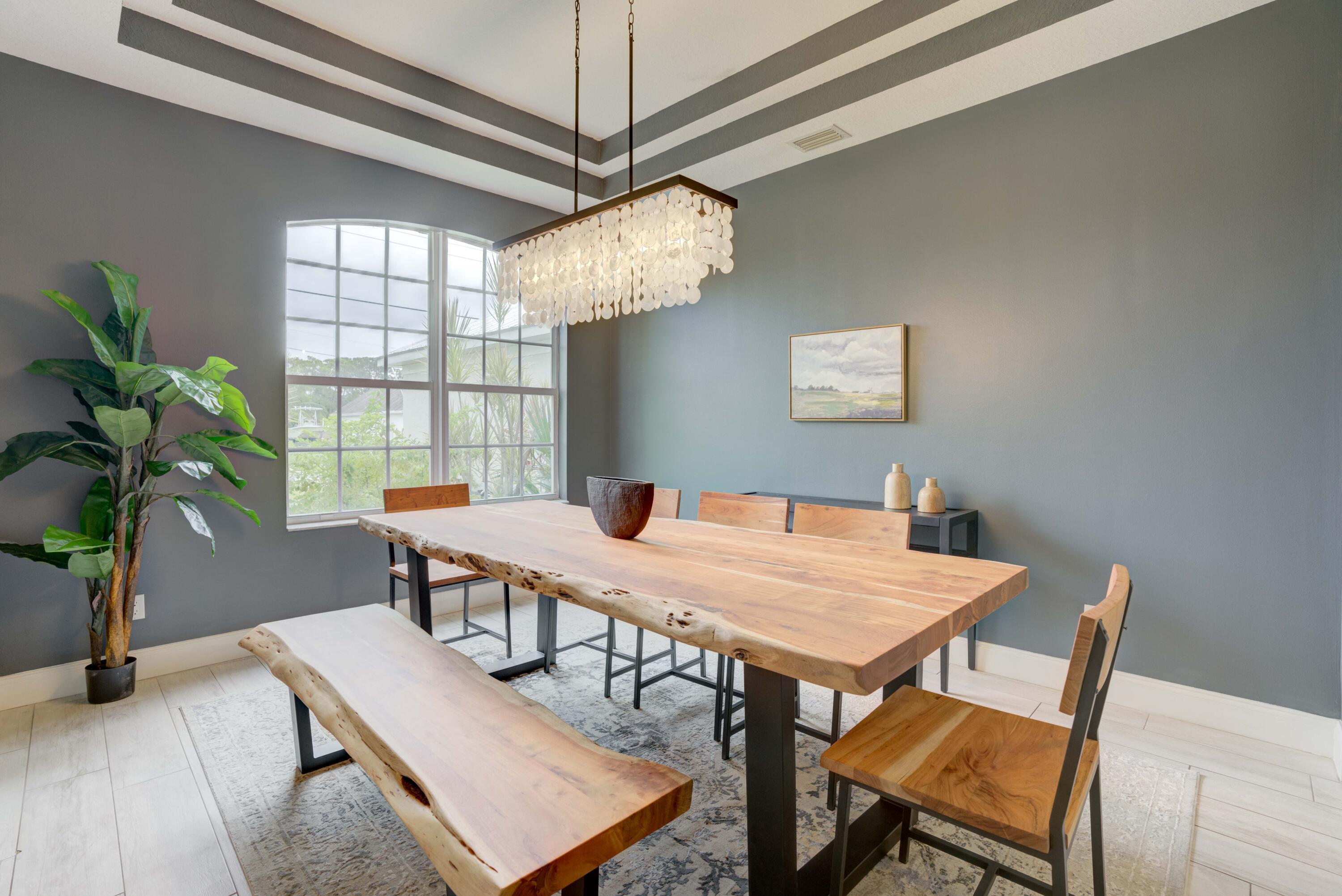 RIO VISTA OF ISLAND SHORES - Residential Lease