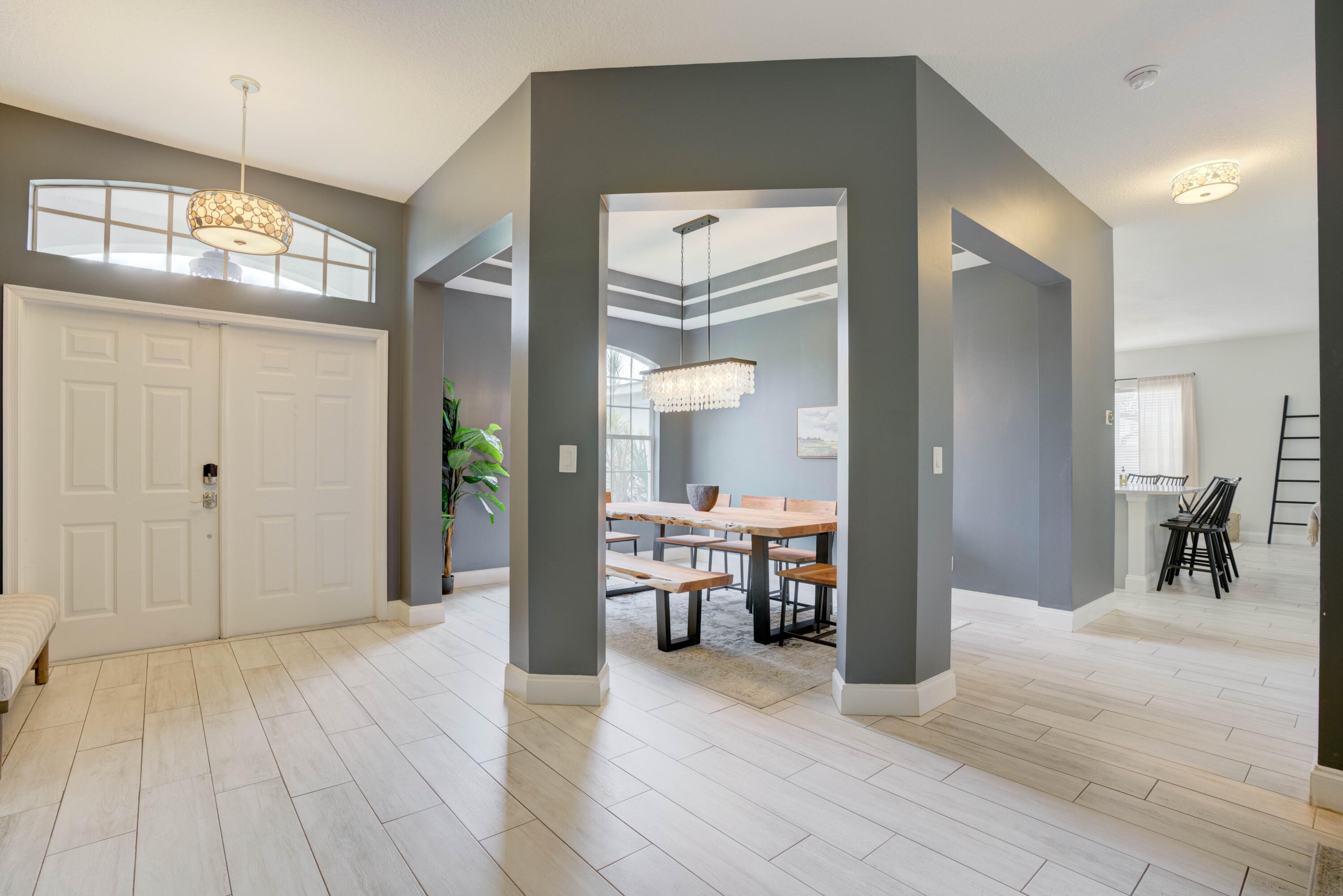 RIO VISTA OF ISLAND SHORES - Residential Lease