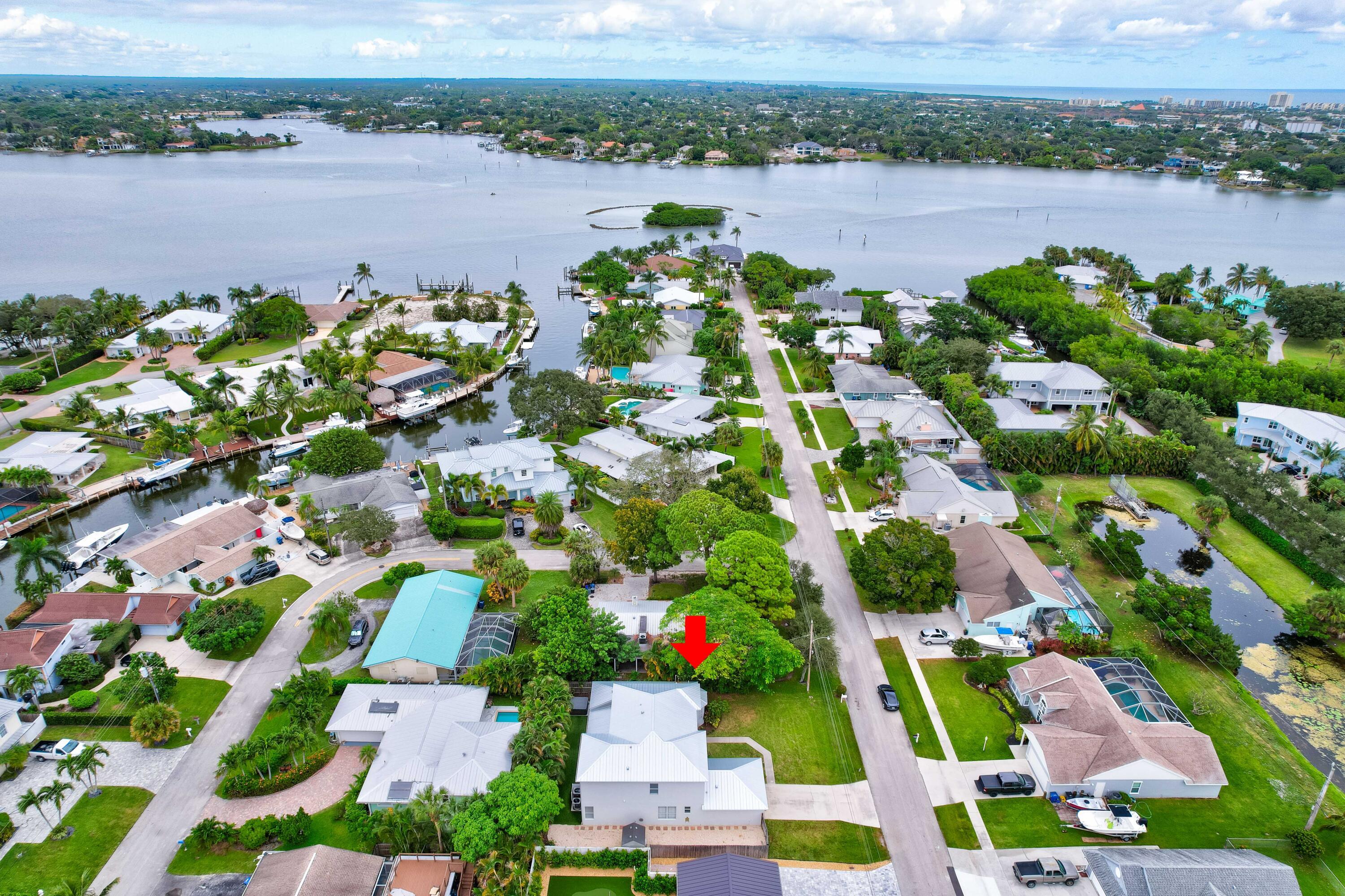 RIO VISTA OF ISLAND SHORES - Residential Lease