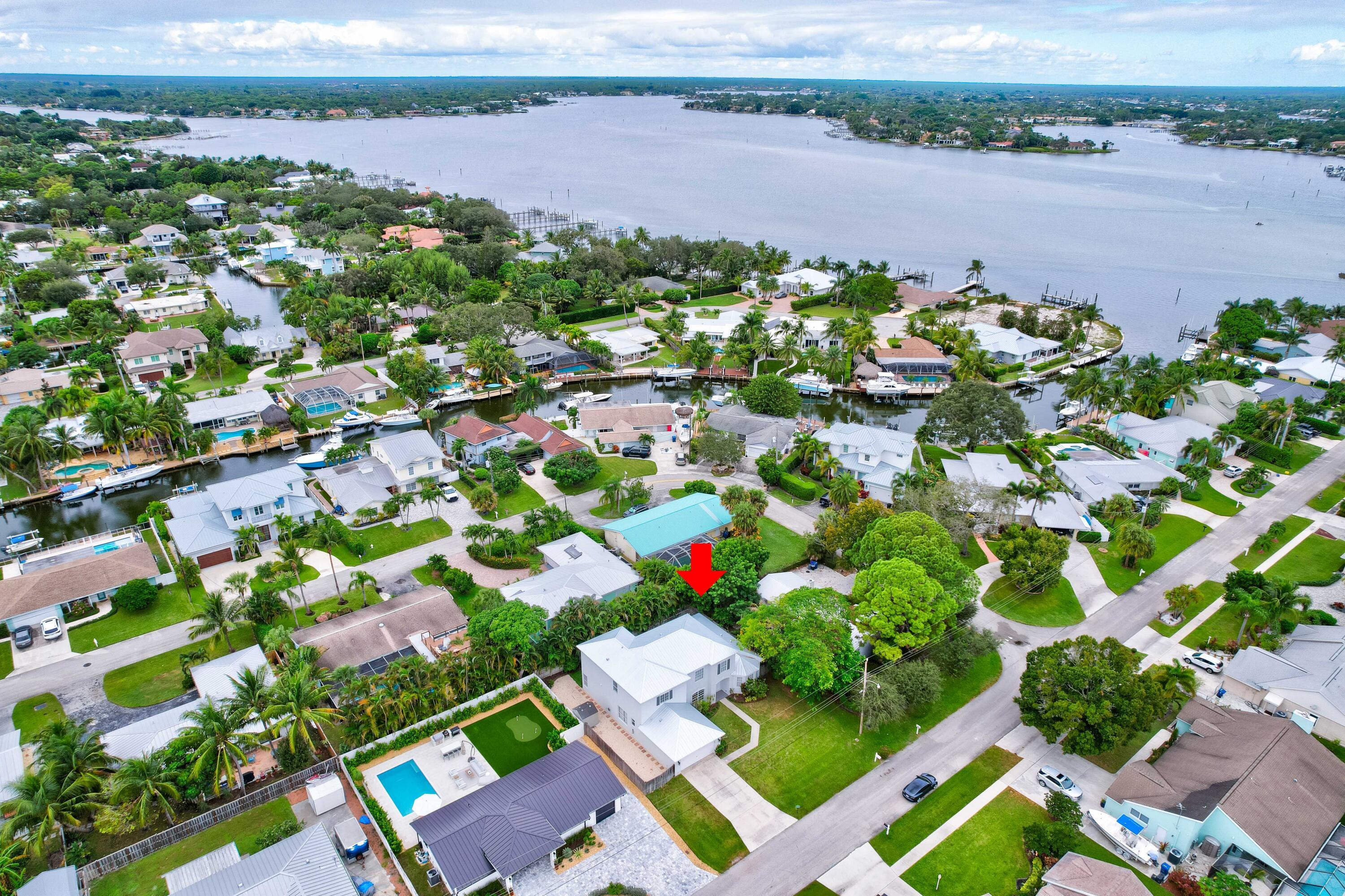 RIO VISTA OF ISLAND SHORES - Residential Lease