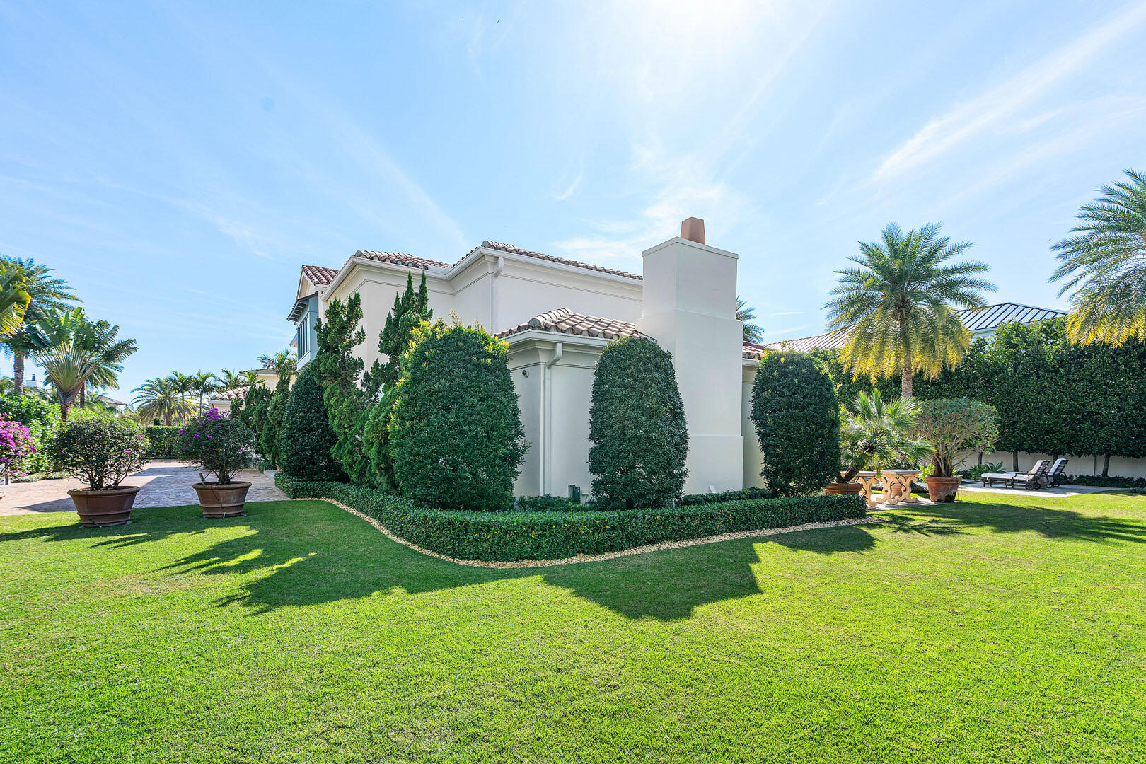 ROYAL PALM YACHT & COUNTRY CLUB - Residential