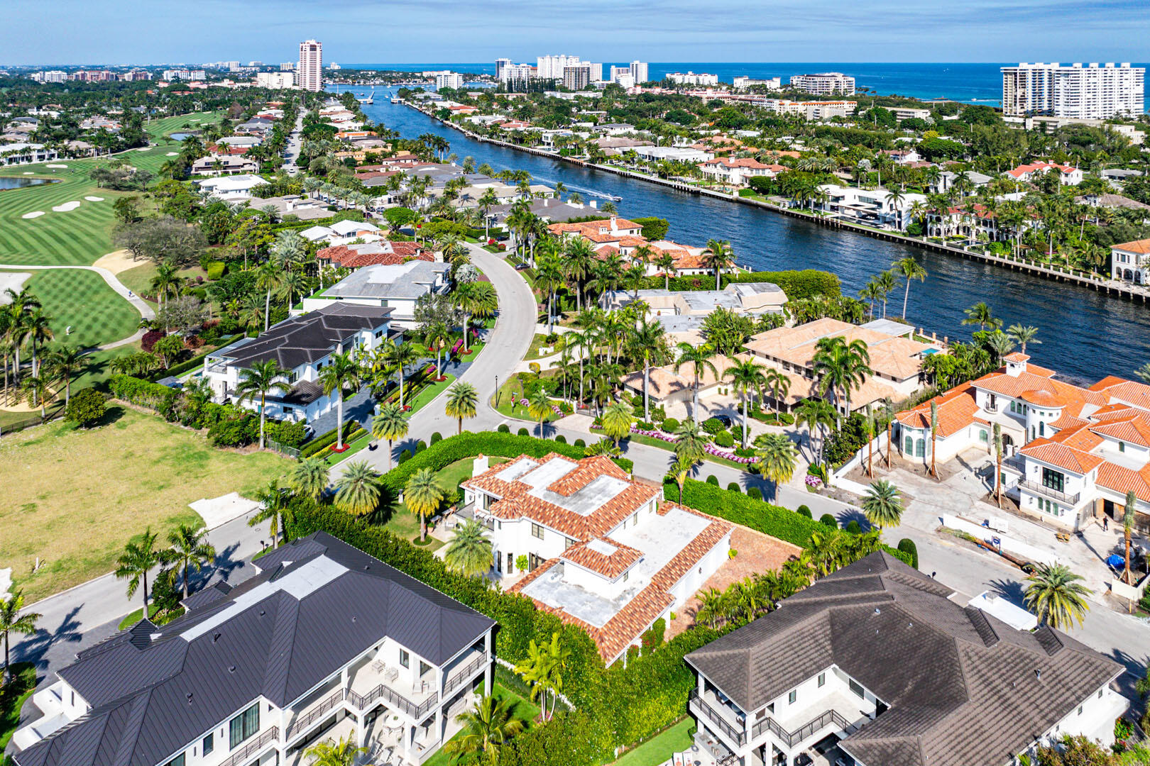 ROYAL PALM YACHT & COUNTRY CLUB - Residential