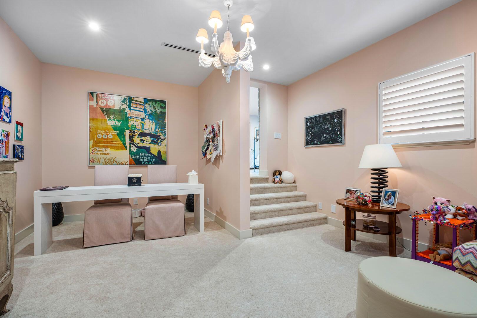 ROYAL PALM YACHT & COUNTR - Residential