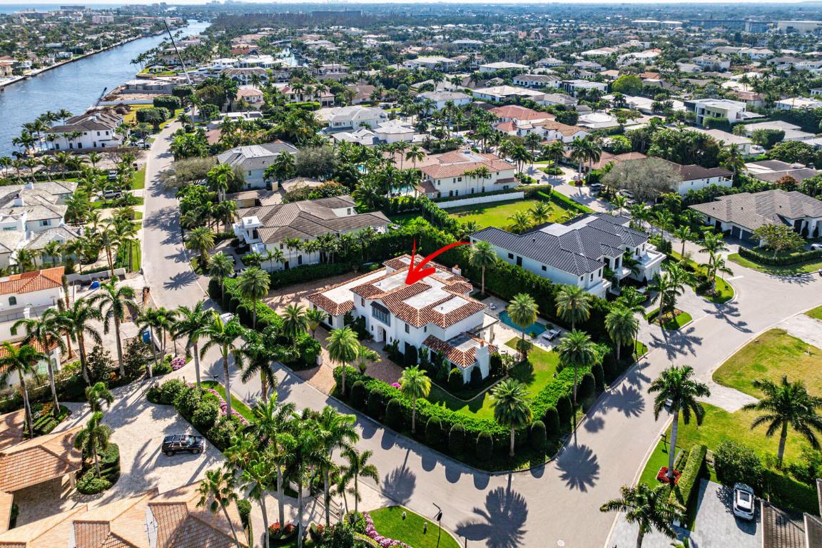 ROYAL PALM YACHT & COUNTRY CLUB - Residential