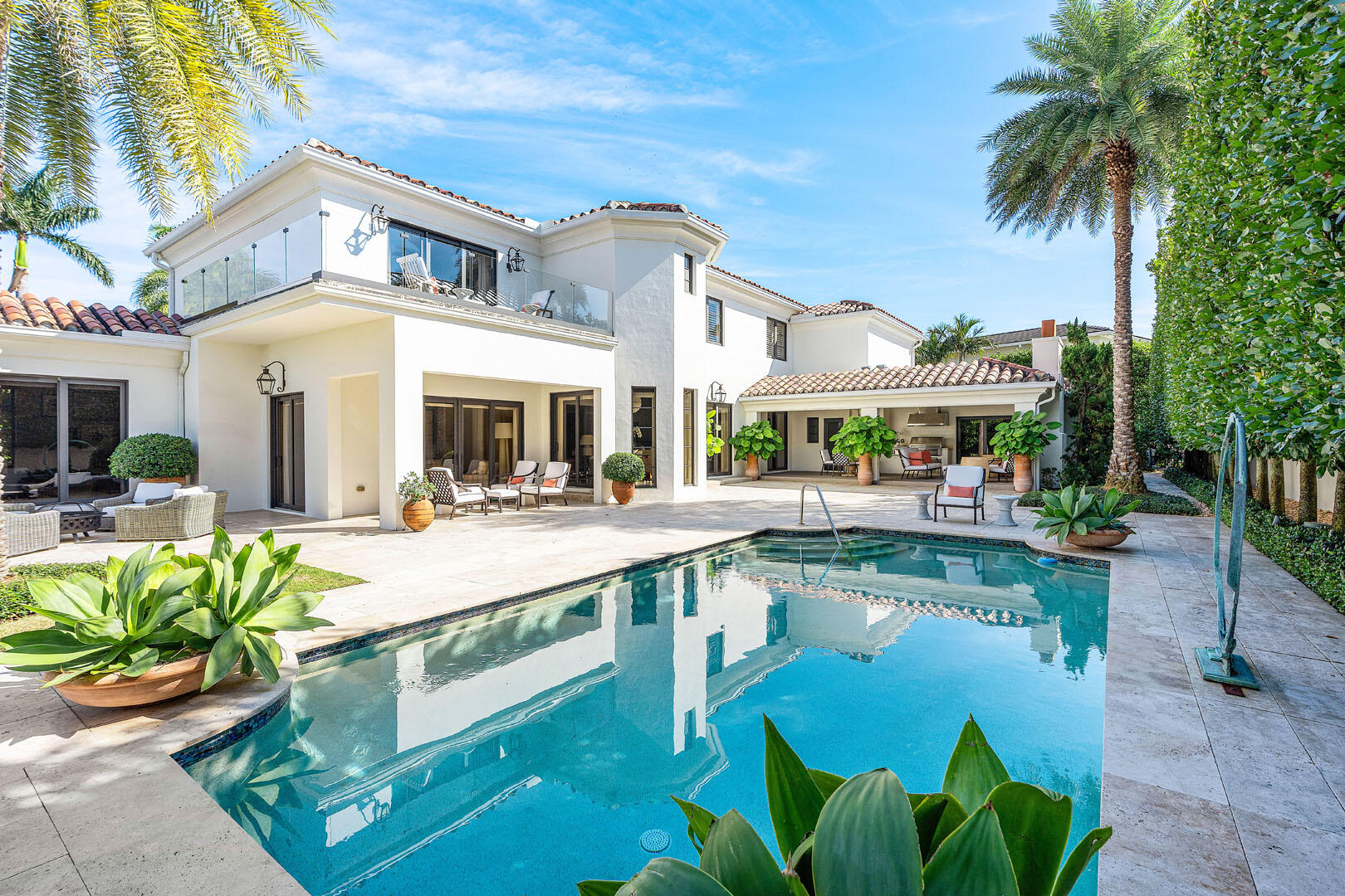 ROYAL PALM YACHT & COUNTRY CLUB - Residential