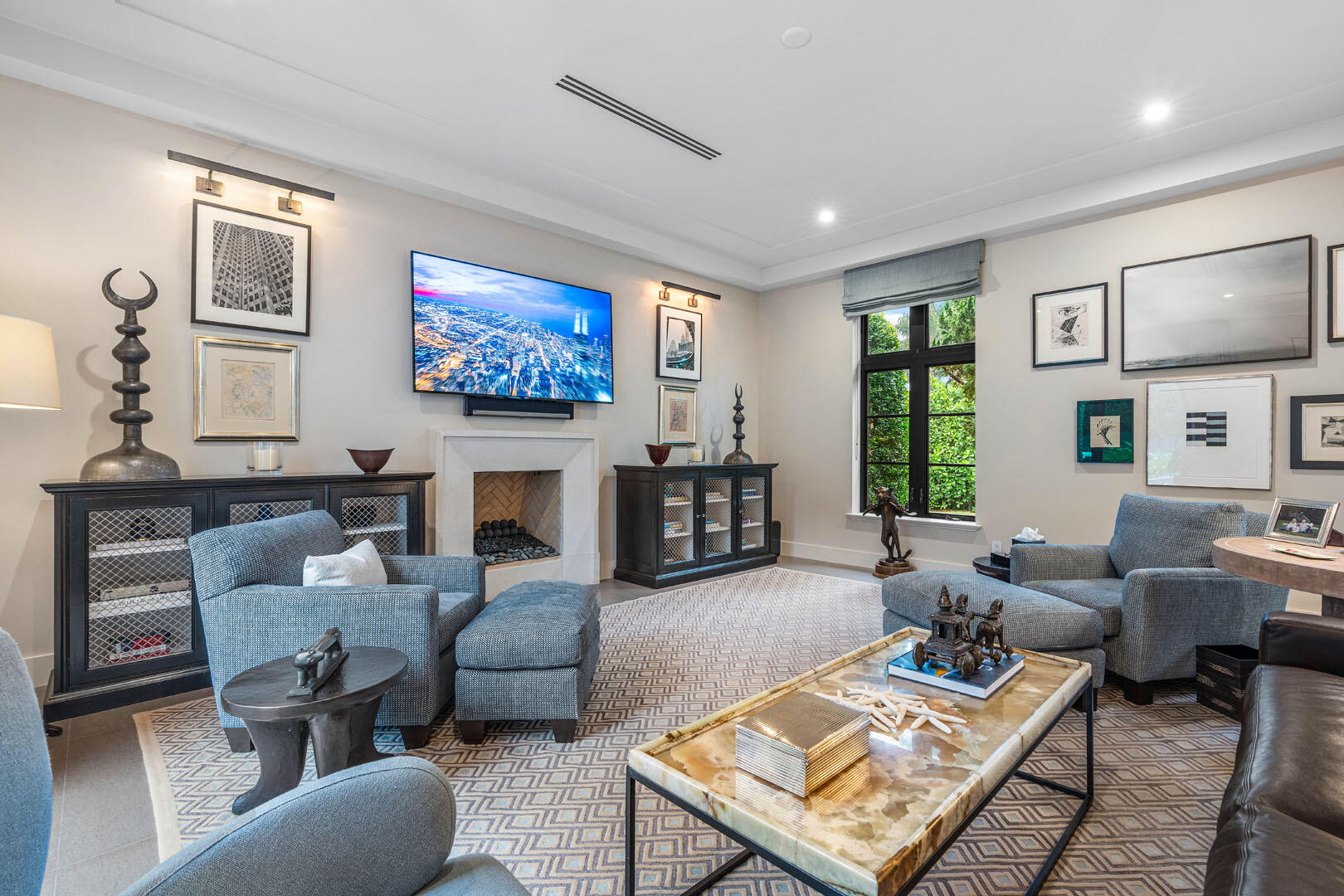 ROYAL PALM YACHT & COUNTRY CLUB - Residential