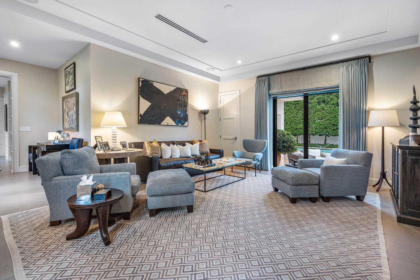 ROYAL PALM YACHT & COUNTRY CLUB - Residential