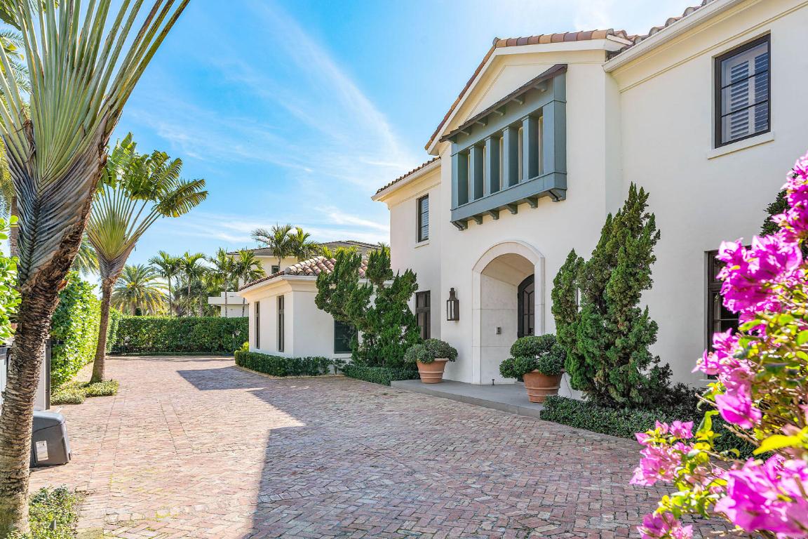 ROYAL PALM YACHT & COUNTRY CLUB - Residential