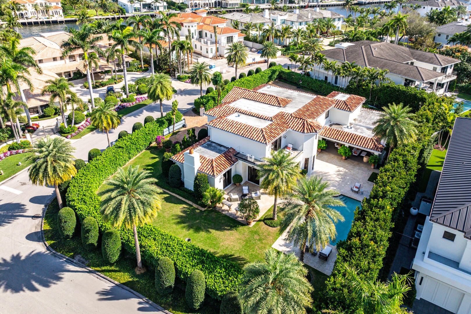 ROYAL PALM YACHT & COUNTRY CLUB - Residential