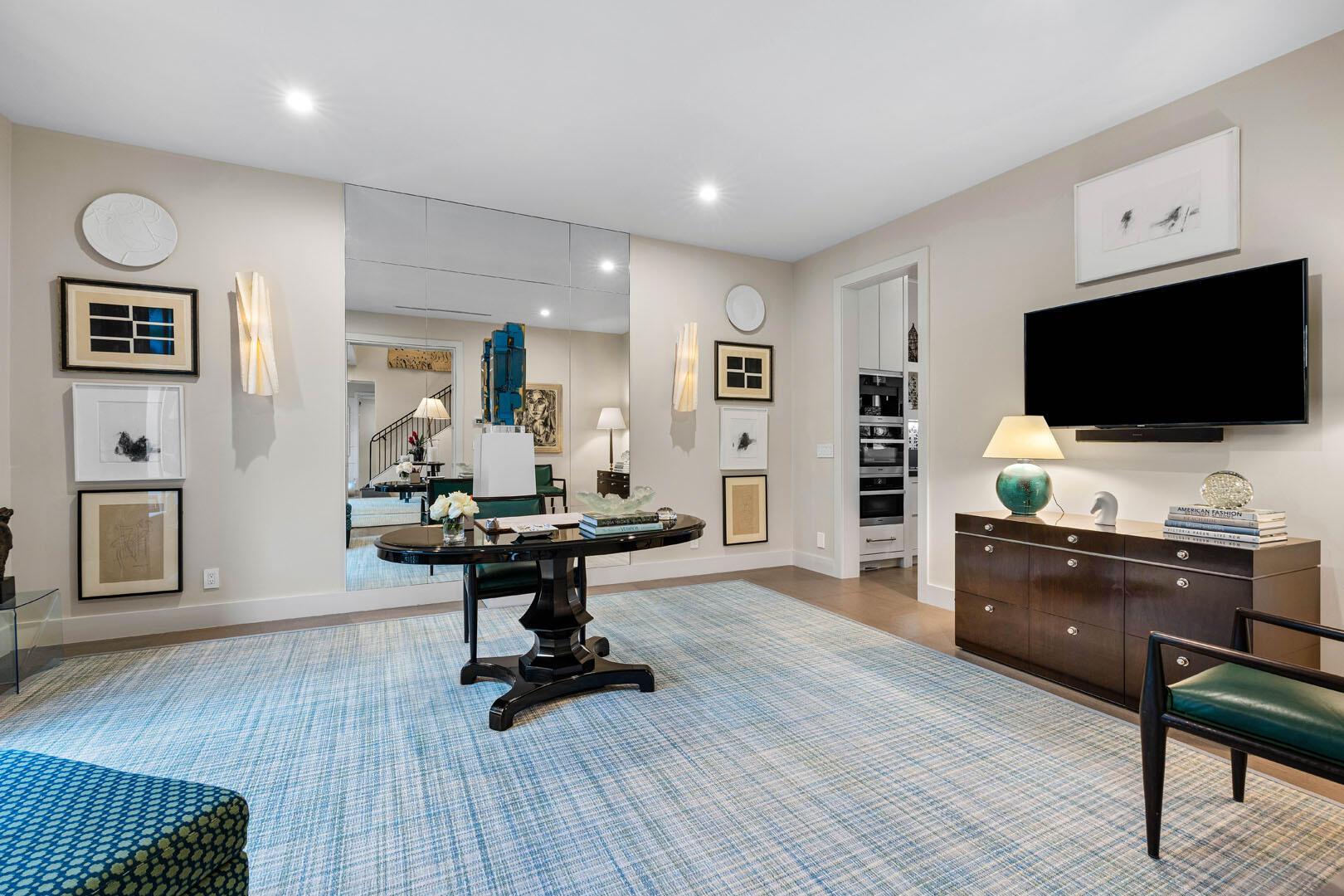 ROYAL PALM YACHT & COUNTR - Residential