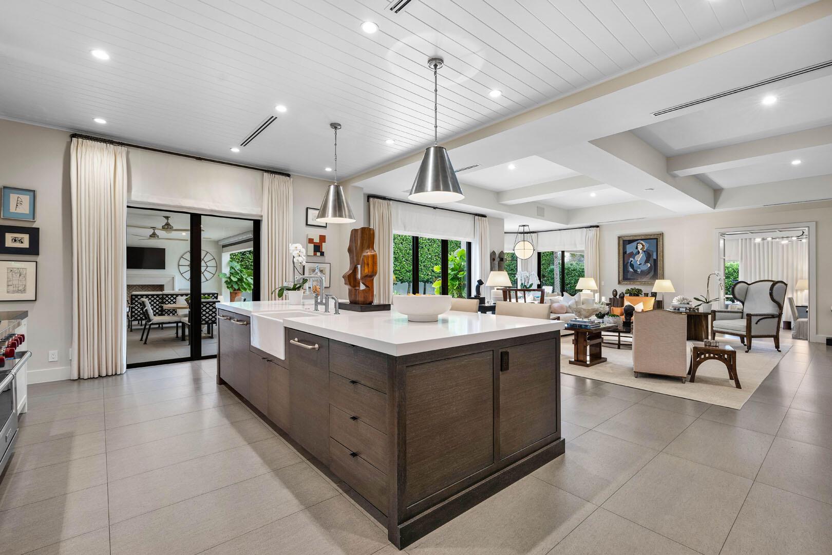 ROYAL PALM YACHT & COUNTR - Residential