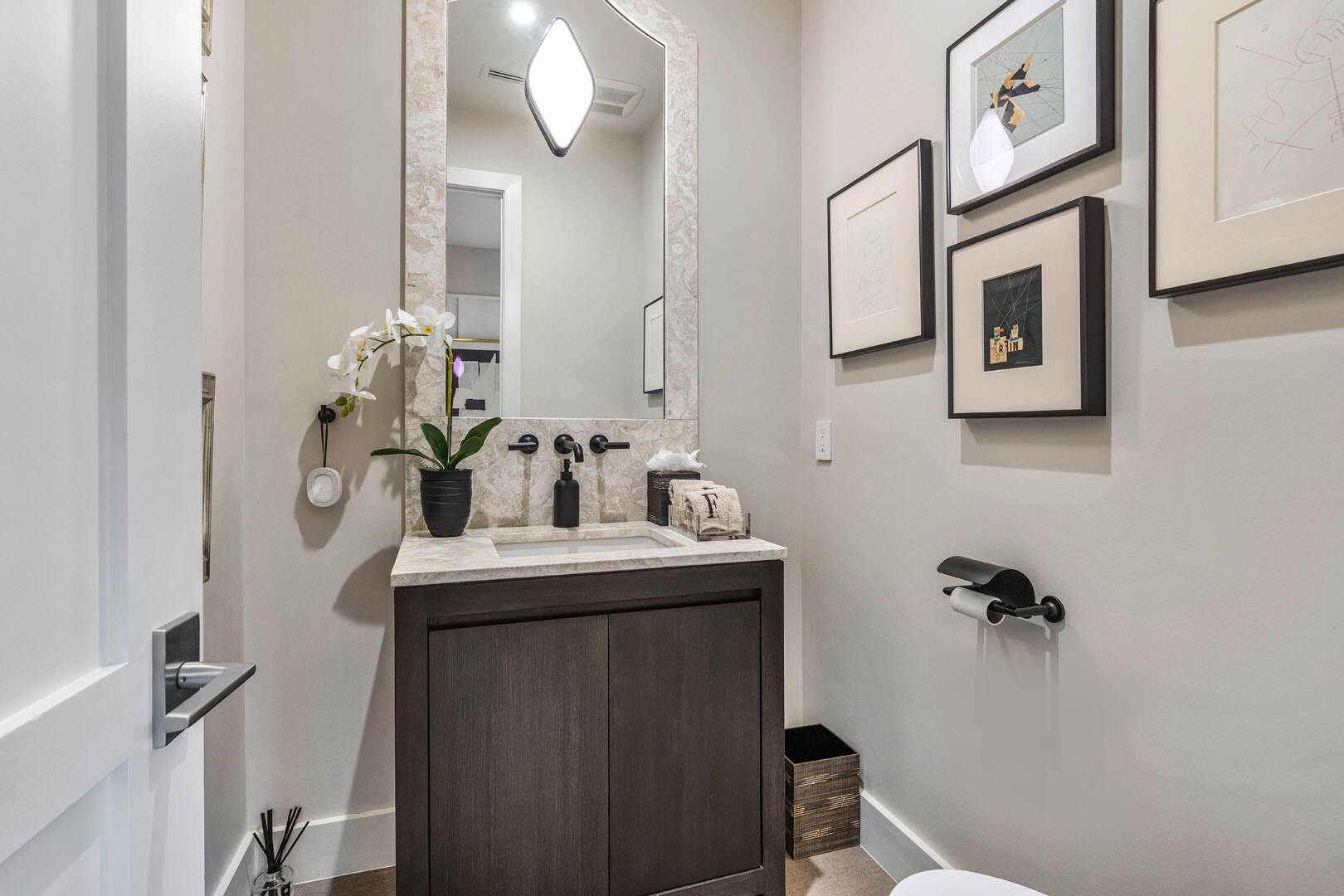 ROYAL PALM YACHT & COUNTRY CLUB - Residential