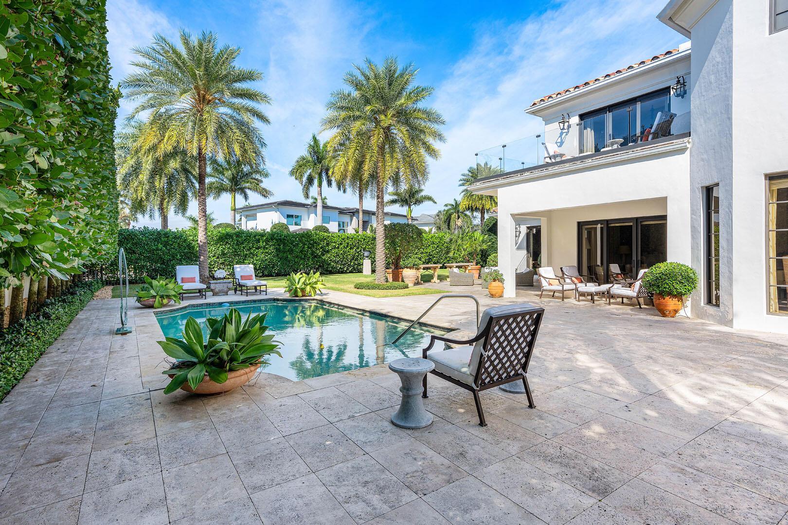 ROYAL PALM YACHT & COUNTR - Residential